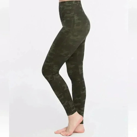Spanx Women's Large Look At Me Now Seamless Leggings Camo Green Camouflage L Lg - Picture 5 of 9